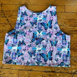 Plus size crop top